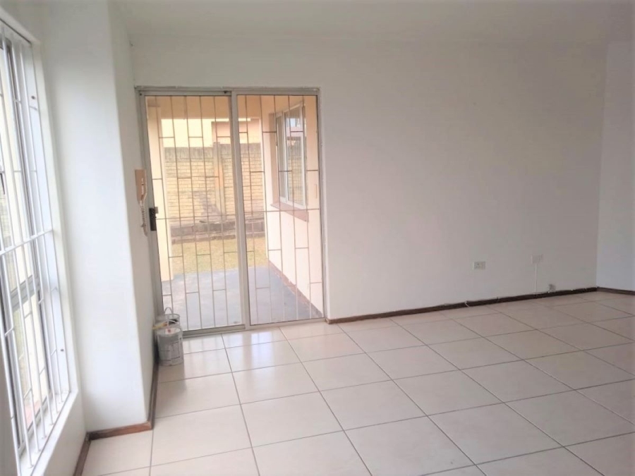 To Let 2 Bedroom Property for Rent in Bluff KwaZulu-Natal