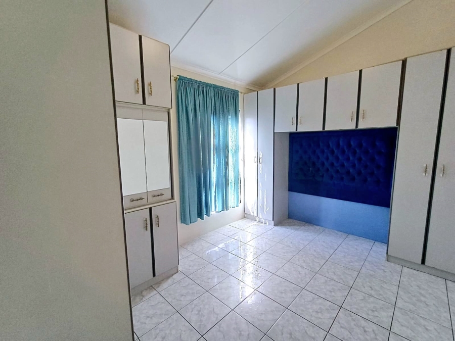 3 Bedroom Property for Sale in Newlands West KwaZulu-Natal