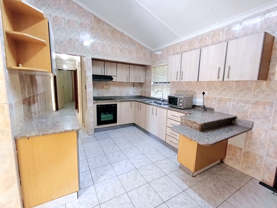 3 Bedroom Property for Sale in Newlands West KwaZulu-Natal