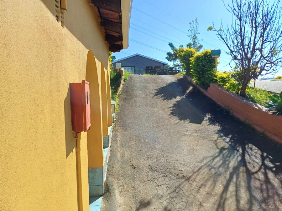3 Bedroom Property for Sale in Newlands West KwaZulu-Natal