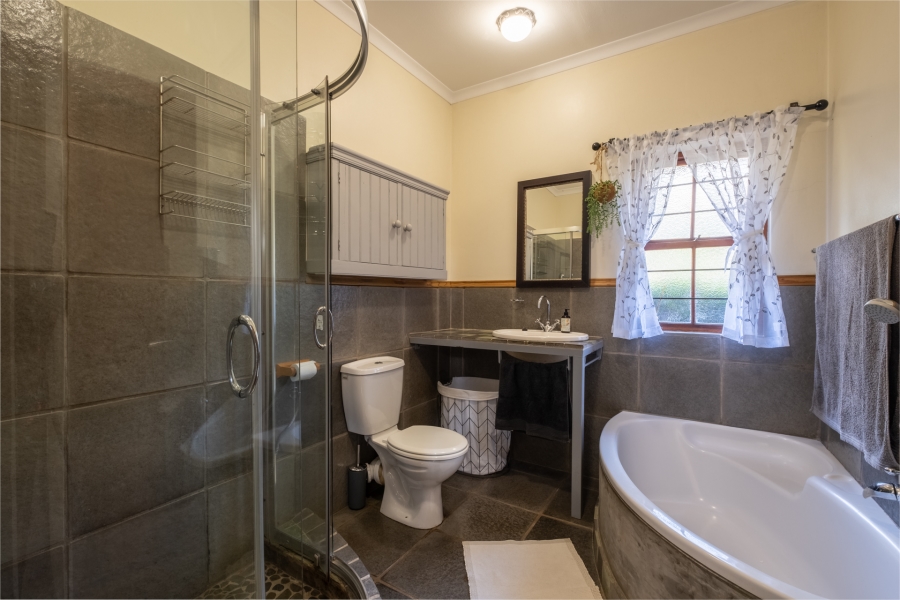 3 Bedroom Property for Sale in Leonard KwaZulu-Natal