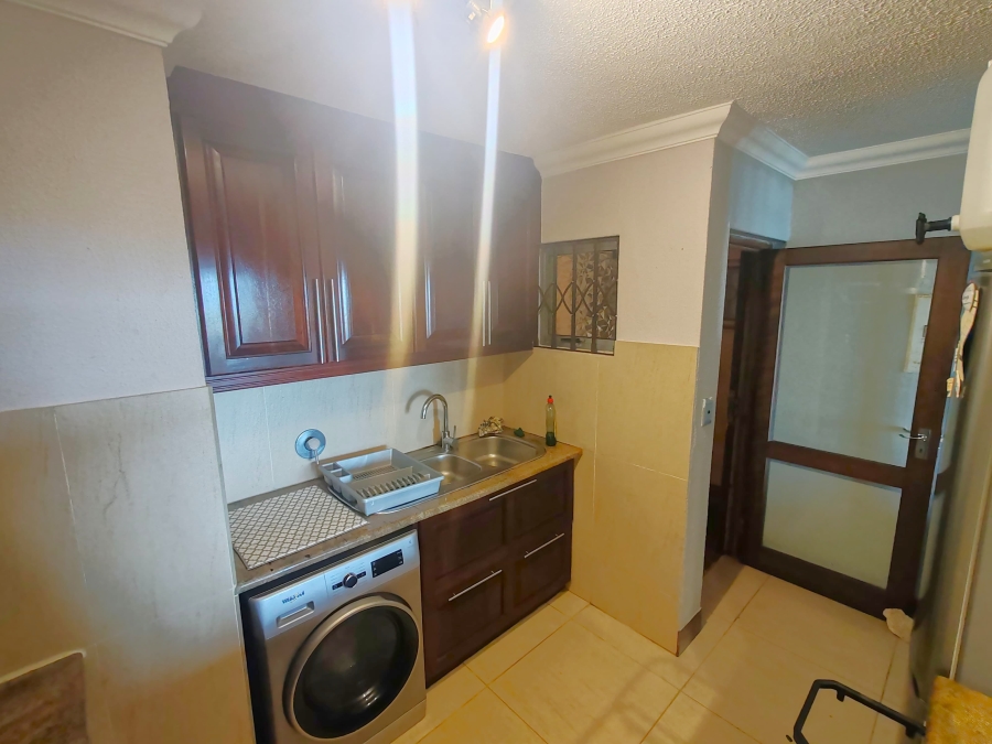 3 Bedroom Property for Sale in Lawrence Rocks KwaZulu-Natal