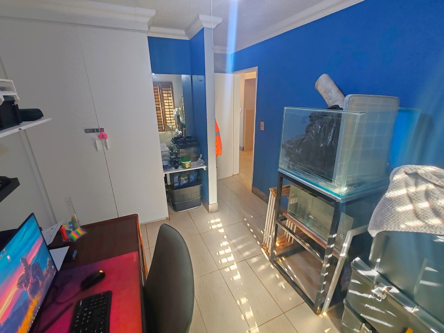 3 Bedroom Property for Sale in Lawrence Rocks KwaZulu-Natal