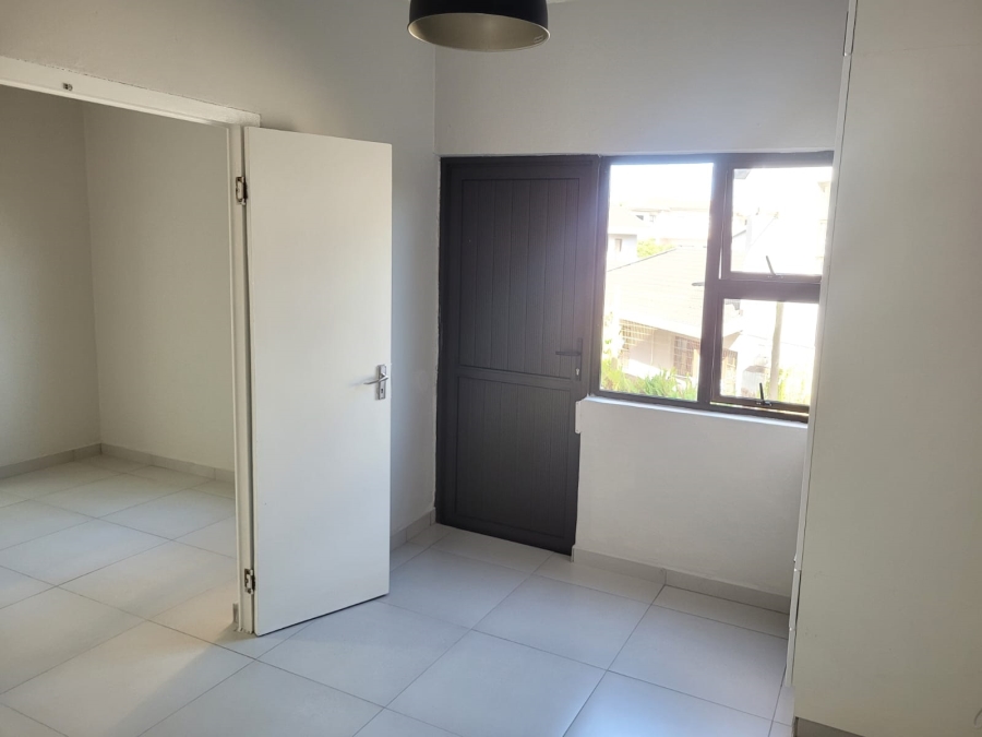 1 Bedroom Property for Sale in Uvongo Beach KwaZulu-Natal