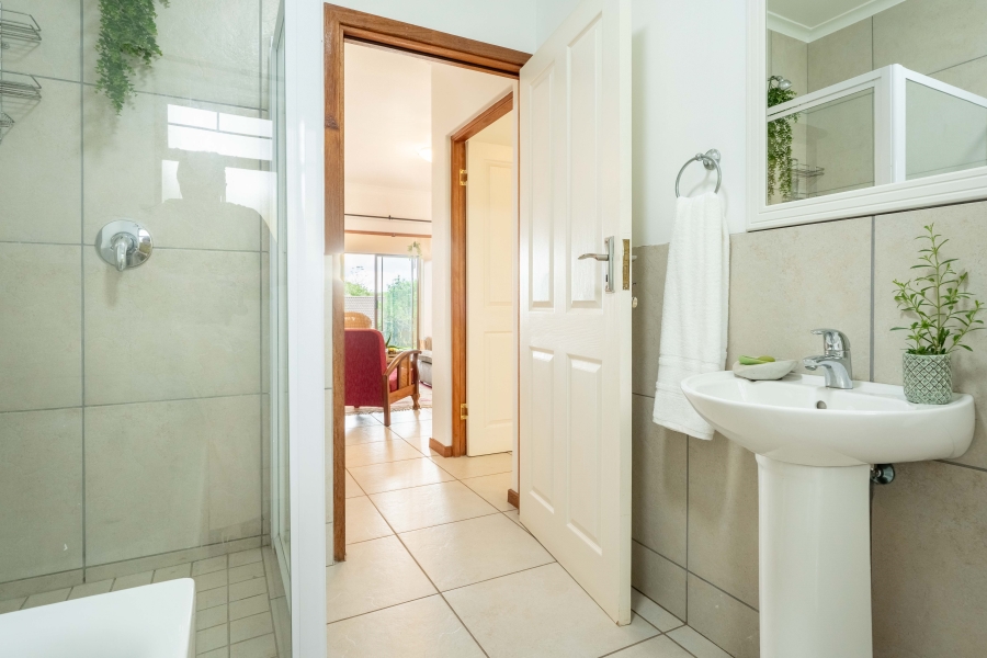 3 Bedroom Property for Sale in Waterfall KwaZulu-Natal