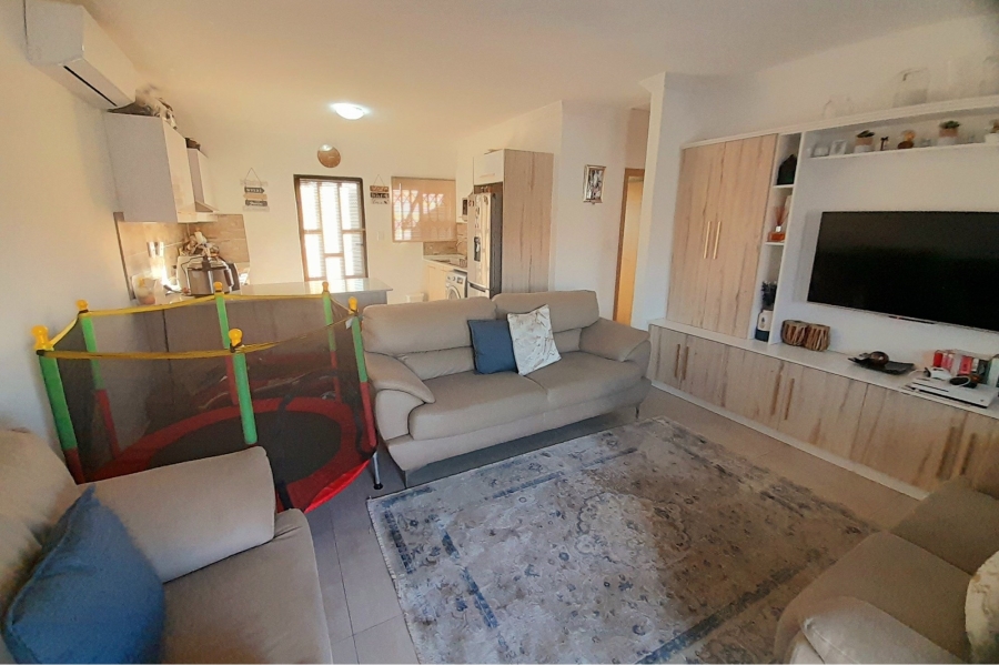 2 Bedroom Property for Sale in Trenance Manor KwaZulu-Natal