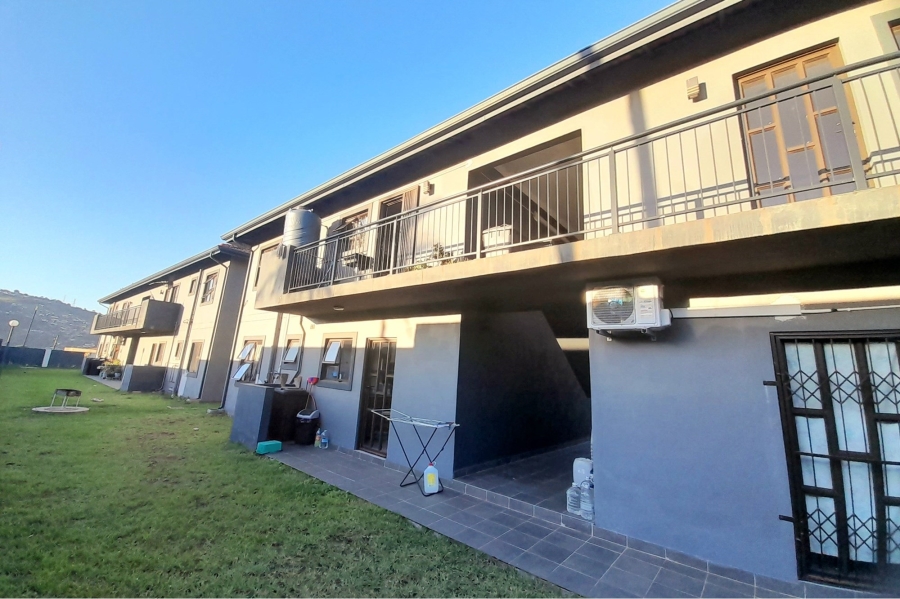 2 Bedroom Property for Sale in Trenance Manor KwaZulu-Natal