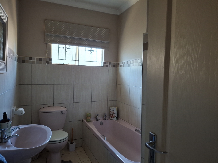 3 Bedroom Property for Sale in Eastwood KwaZulu-Natal