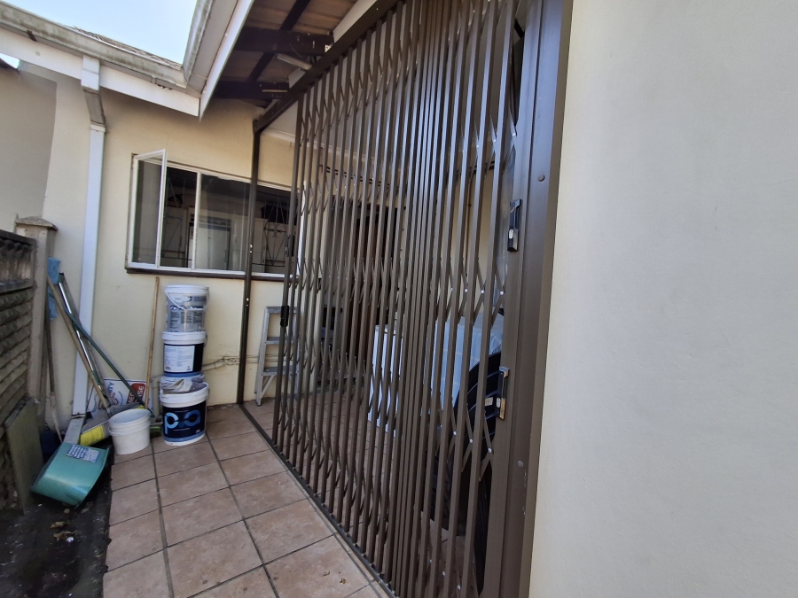 3 Bedroom Property for Sale in Eastwood KwaZulu-Natal