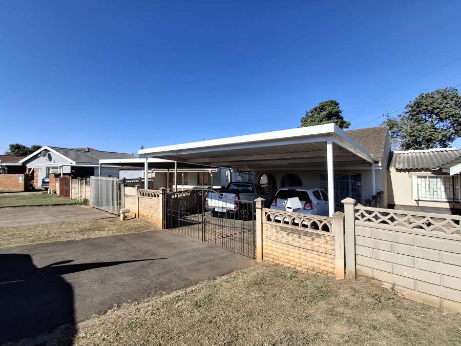 3 Bedroom Property for Sale in Eastwood KwaZulu-Natal