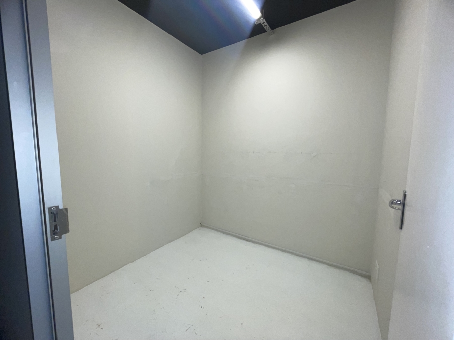 To Let commercial Property for Rent in Durban North KwaZulu-Natal