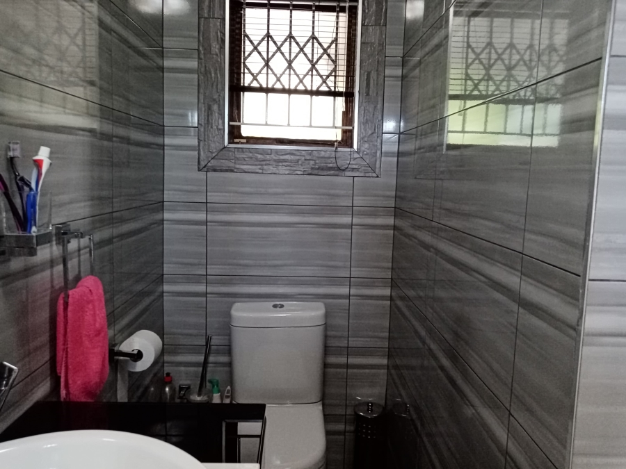 3 Bedroom Property for Sale in Malvern KwaZulu-Natal