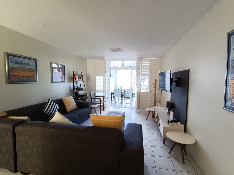 To Let 2 Bedroom Property for Rent in Selection Beach KwaZulu-Natal