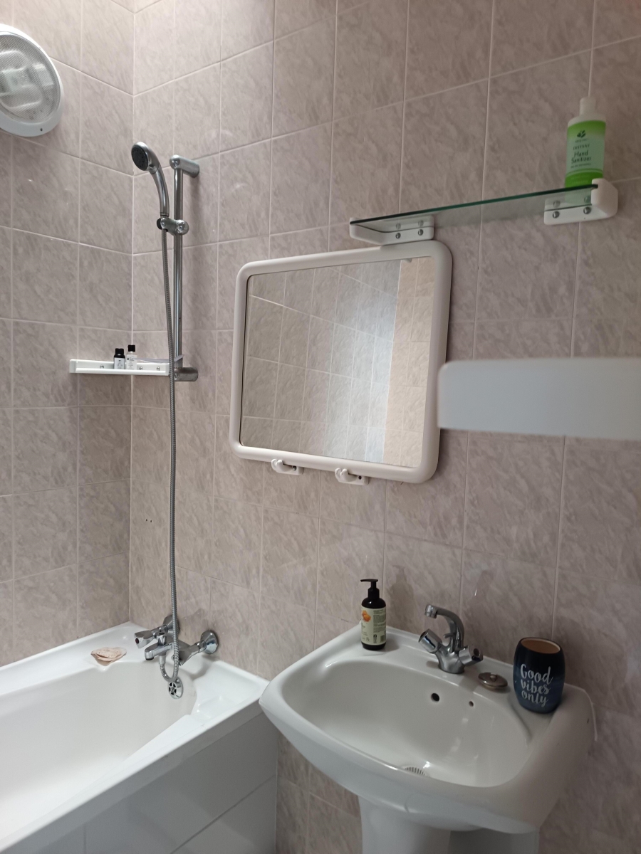 To Let 2 Bedroom Property for Rent in Selection Beach KwaZulu-Natal