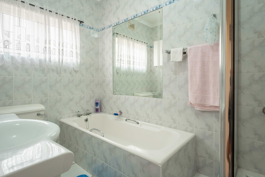 3 Bedroom Property for Sale in Elysium KwaZulu-Natal