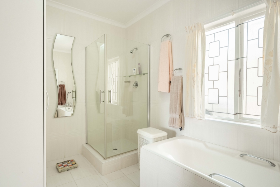 3 Bedroom Property for Sale in Elysium KwaZulu-Natal