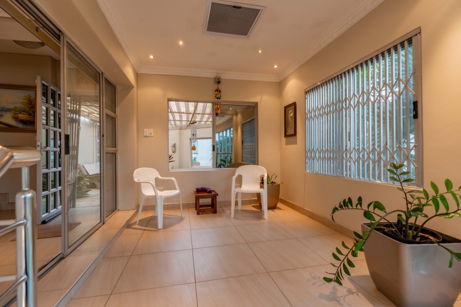 5 Bedroom Property for Sale in Reservoir Hills KwaZulu-Natal