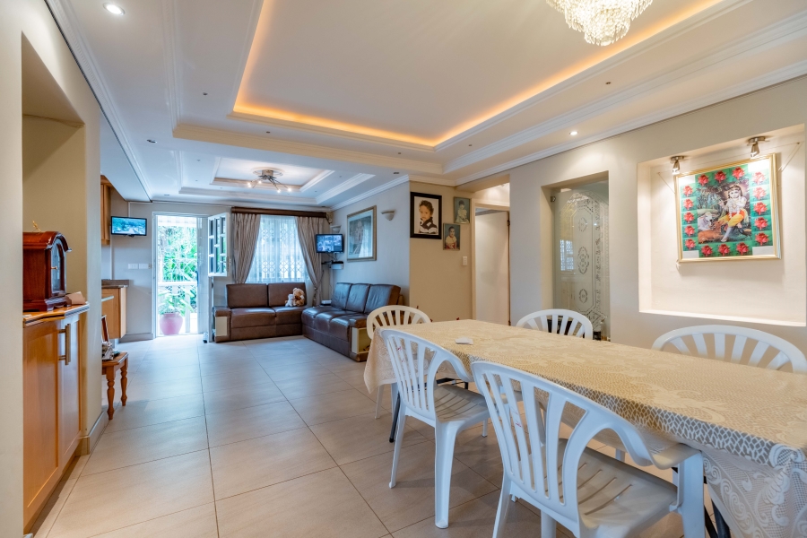 5 Bedroom Property for Sale in Reservoir Hills KwaZulu-Natal