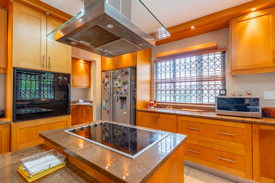 5 Bedroom Property for Sale in Reservoir Hills KwaZulu-Natal
