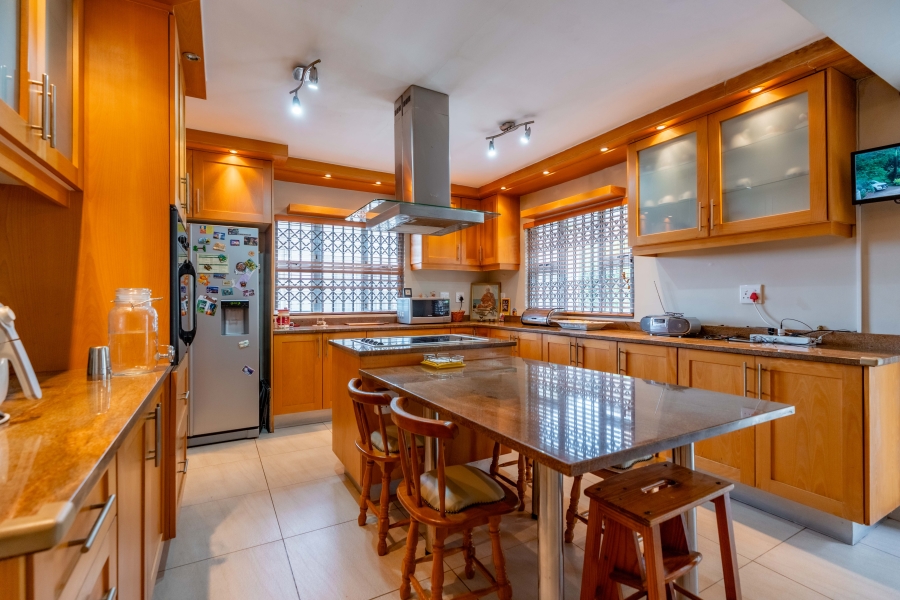 5 Bedroom Property for Sale in Reservoir Hills KwaZulu-Natal