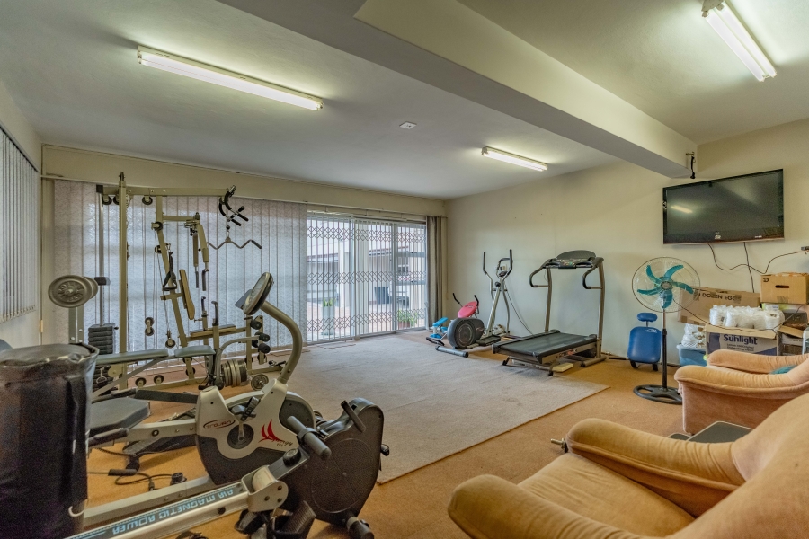 5 Bedroom Property for Sale in Reservoir Hills KwaZulu-Natal