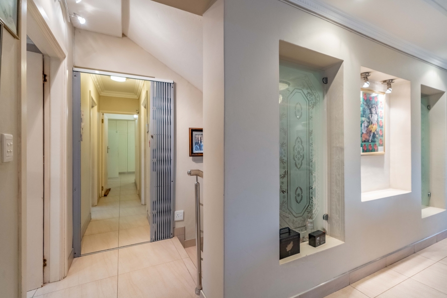 5 Bedroom Property for Sale in Reservoir Hills KwaZulu-Natal