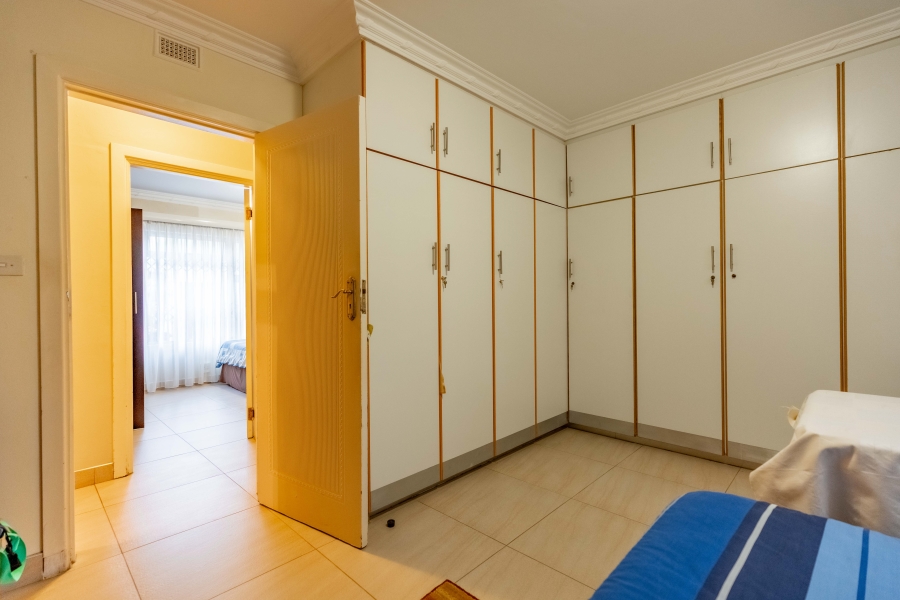 5 Bedroom Property for Sale in Reservoir Hills KwaZulu-Natal