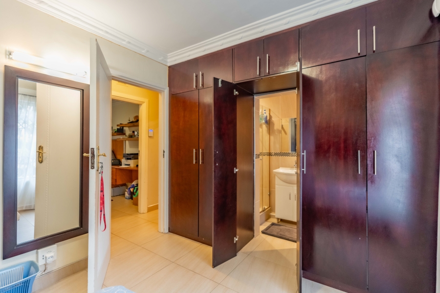 5 Bedroom Property for Sale in Reservoir Hills KwaZulu-Natal