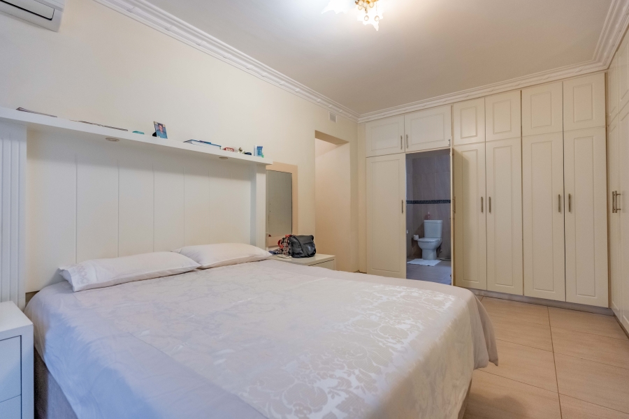 5 Bedroom Property for Sale in Reservoir Hills KwaZulu-Natal
