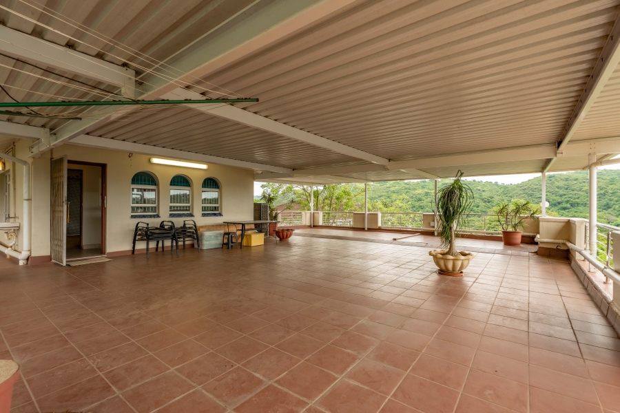 5 Bedroom Property for Sale in Reservoir Hills KwaZulu-Natal