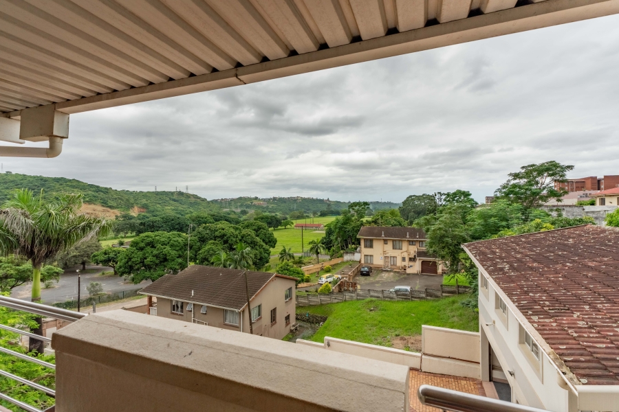 5 Bedroom Property for Sale in Reservoir Hills KwaZulu-Natal