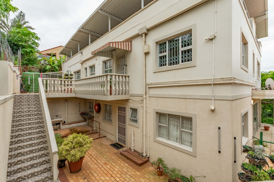 5 Bedroom Property for Sale in Reservoir Hills KwaZulu-Natal