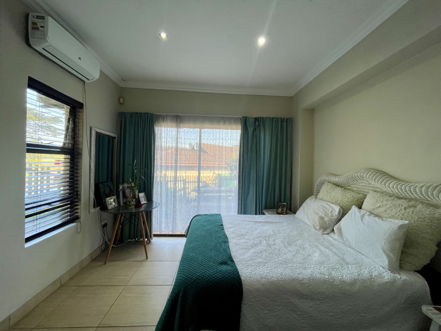 4 Bedroom Property for Sale in Seaward Estate KwaZulu-Natal
