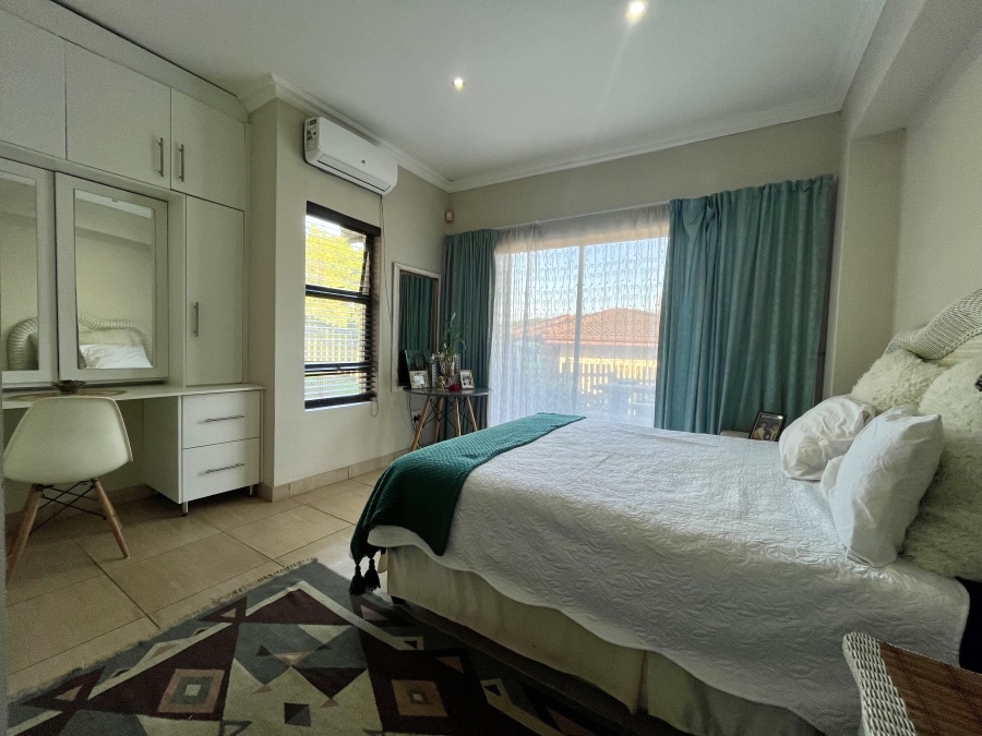 4 Bedroom Property for Sale in Seaward Estate KwaZulu-Natal
