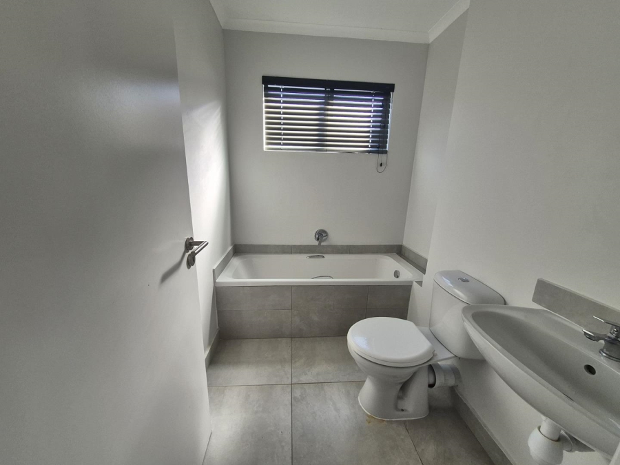 2 Bedroom Property for Sale in Hayfields KwaZulu-Natal