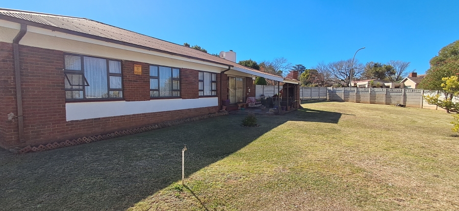 4 Bedroom Property for Sale in Pioneer Park KwaZulu-Natal