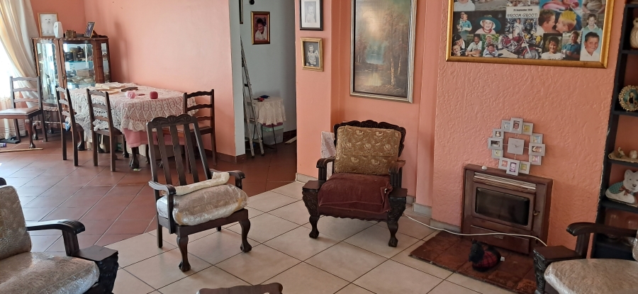 4 Bedroom Property for Sale in Pioneer Park KwaZulu-Natal