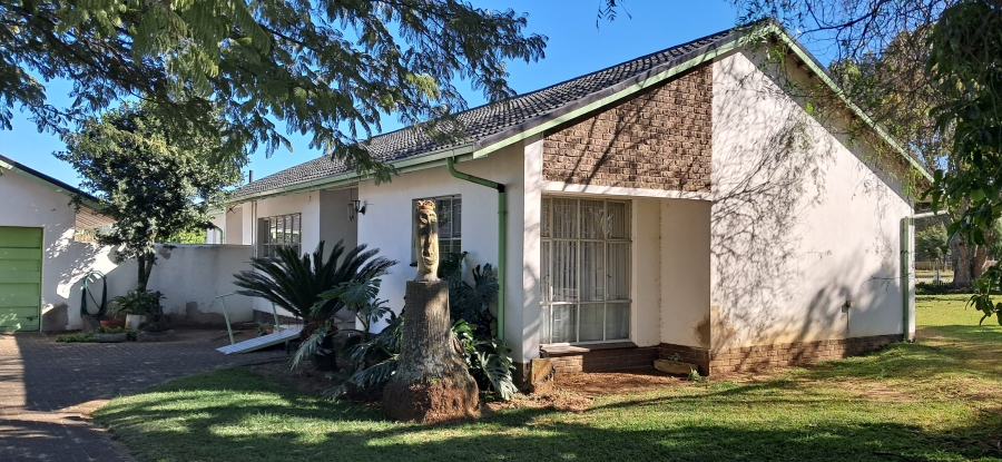 3 Bedroom Property for Sale in Barry Hertzog Park KwaZulu-Natal