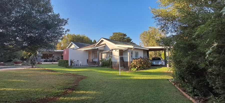 4 Bedroom Property for Sale in Huttenheights KwaZulu-Natal