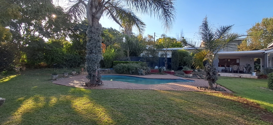 4 Bedroom Property for Sale in Huttenheights KwaZulu-Natal
