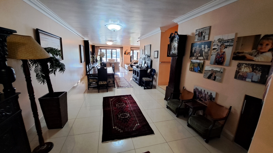 4 Bedroom Property for Sale in Tuzi Gazi KwaZulu-Natal