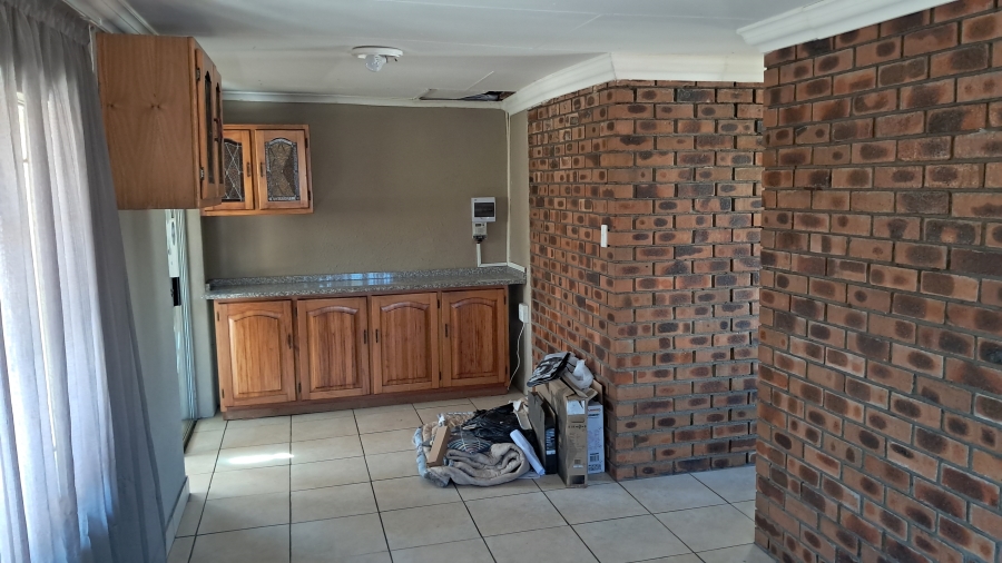 3 Bedroom Property for Sale in Pioneer Park KwaZulu-Natal