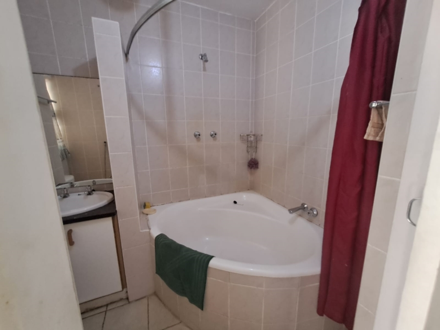 To Let 2 Bedroom Property for Rent in Manaba Beach KwaZulu-Natal