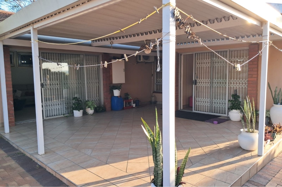 3 Bedroom Property for Sale in Claire Estate KwaZulu-Natal