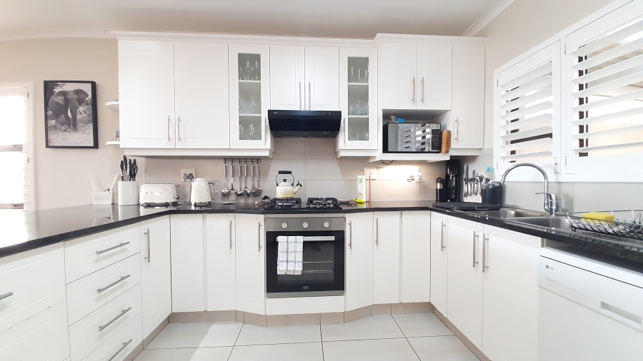 3 Bedroom Property for Sale in Ballito Central KwaZulu-Natal