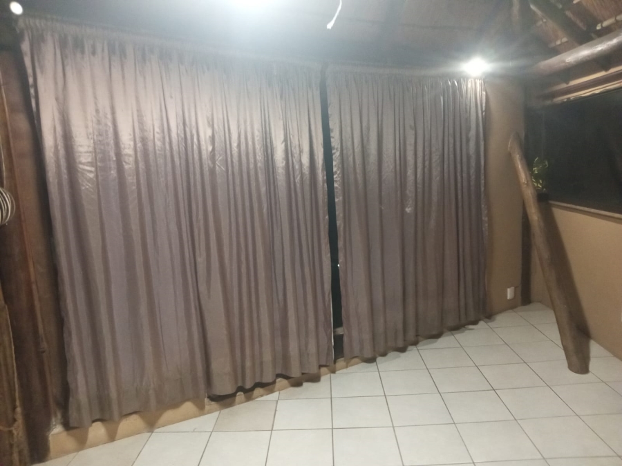 To Let 1 Bedroom Property for Rent in Bluff KwaZulu-Natal