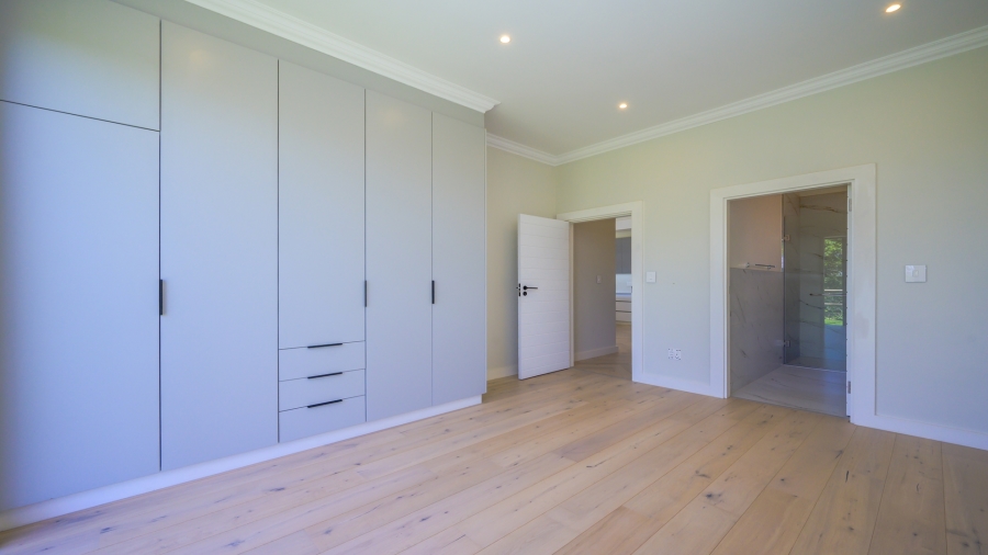 To Let 3 Bedroom Property for Rent in Salt Rock KwaZulu-Natal