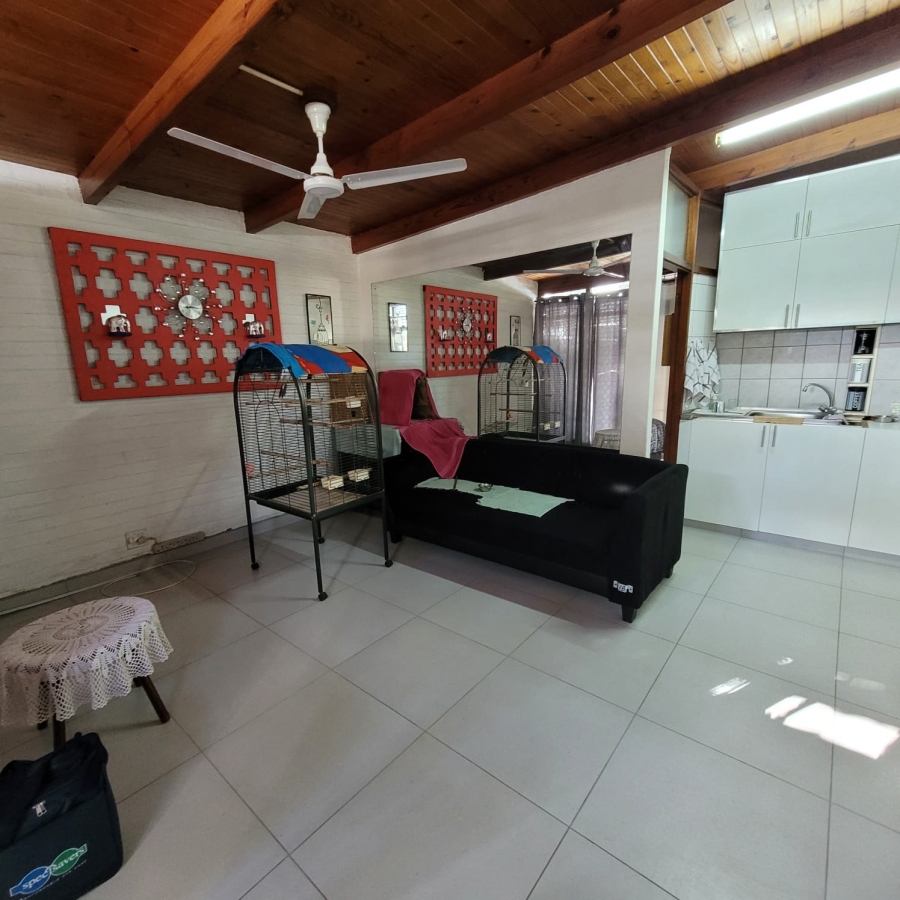 1 Bedroom Property for Sale in Pinetown KwaZulu-Natal