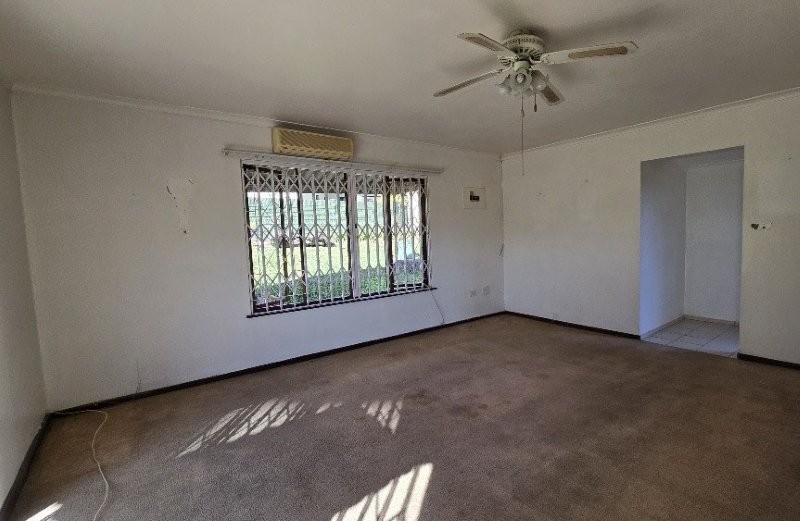 1 Bedroom Property for Sale in Pinetown KwaZulu-Natal