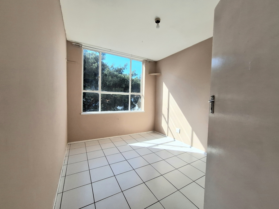 To Let 2 Bedroom Property for Rent in Essenwood KwaZulu-Natal